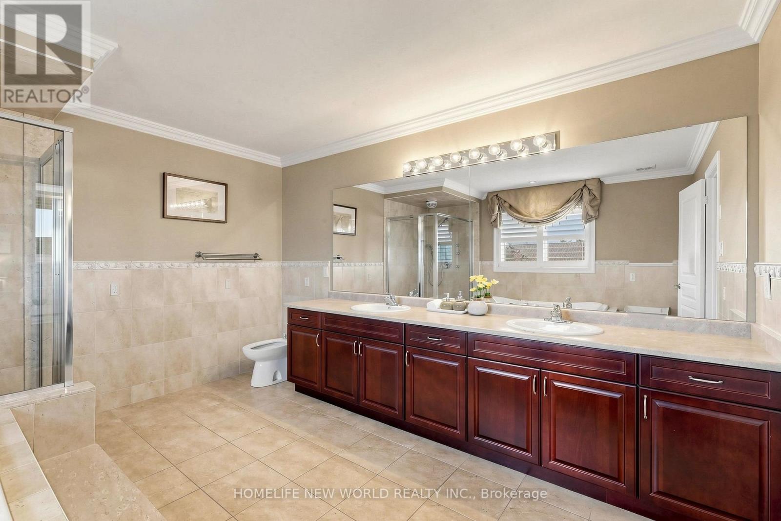 19 FEATHERWOOD DRIVE - 27