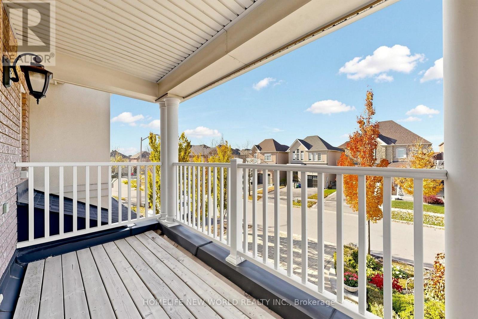 19 FEATHERWOOD DRIVE - 45