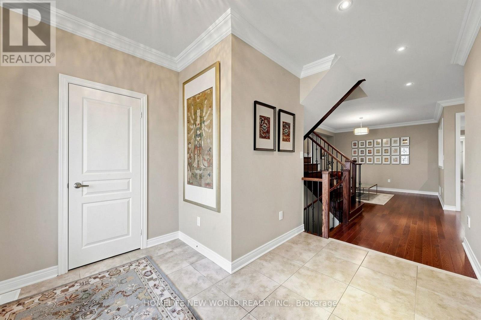 19 FEATHERWOOD DRIVE - 5