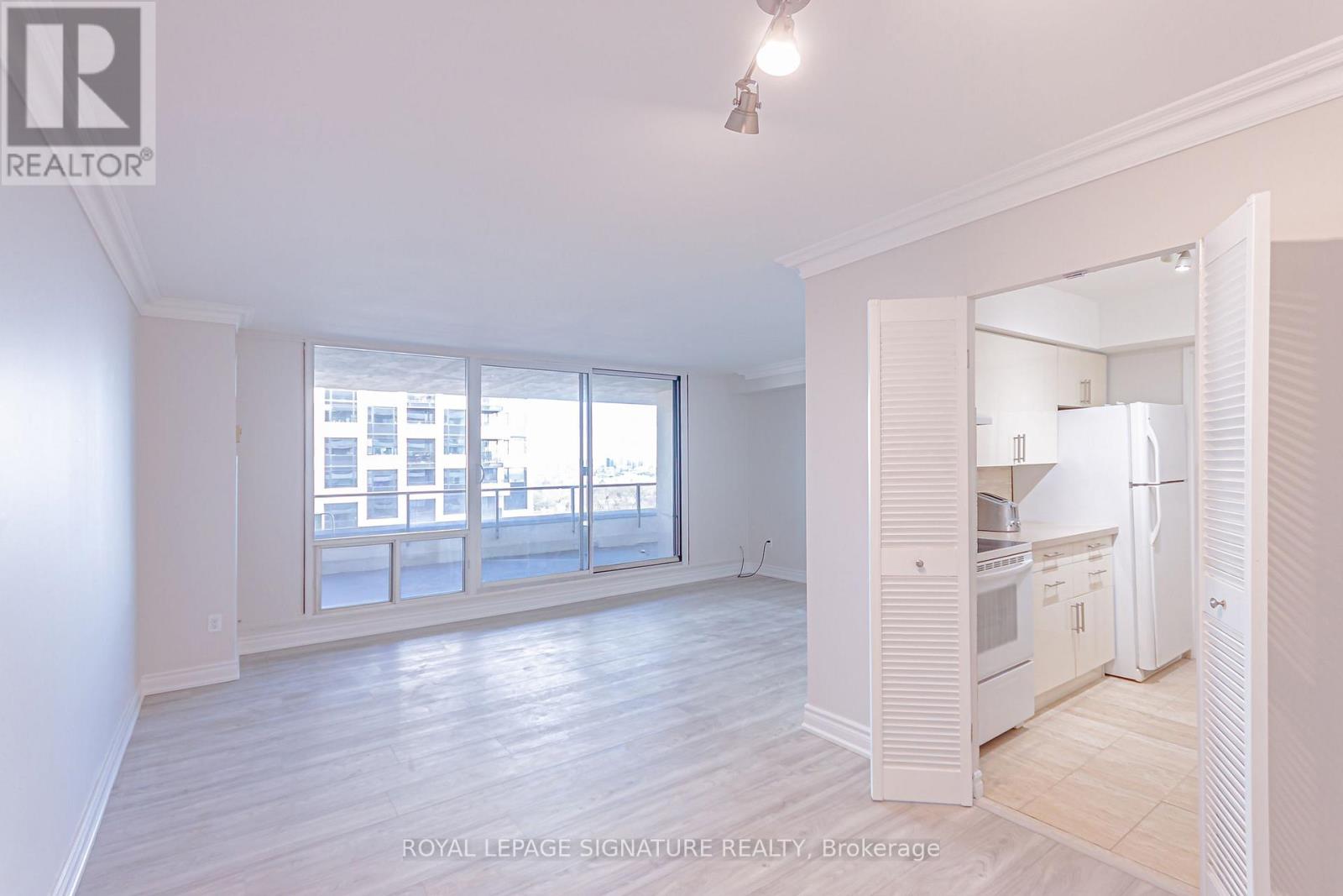 2205- 50 Quebec Avenue, Toronto, ON photo 13