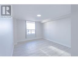 2205 - 50 Quebec Avenue, Toronto, ON M6P4B4 Photo 21