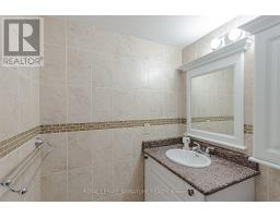 2205 - 50 Quebec Avenue, Toronto, ON M6P4B4 Photo 26