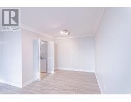 2205 - 50 Quebec Avenue, Toronto, ON M6P4B4 Photo 8