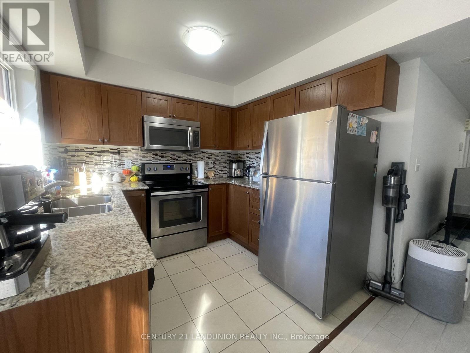 24- 2484 Post Road, Oakville, ON photo 7
