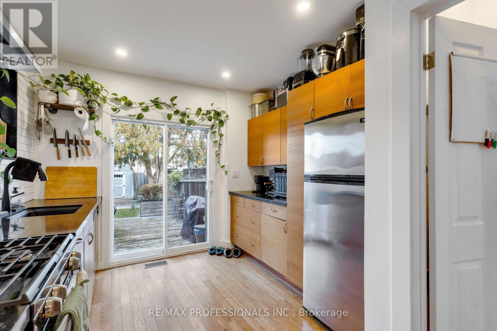 44 McCormack Street, Toronto, ON photo 14