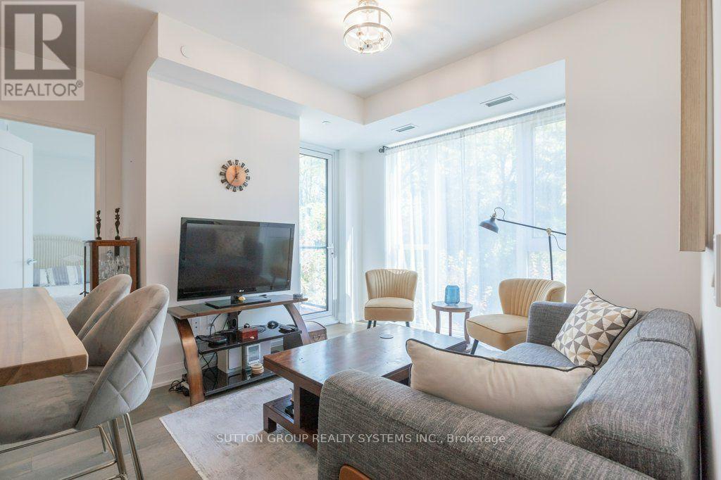 207- 293 The Kingsway, Toronto, ON photo 11