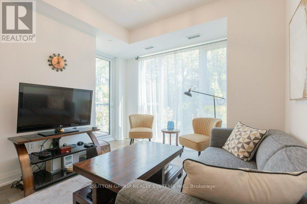 207- 293 The Kingsway, Toronto, ON photo 14