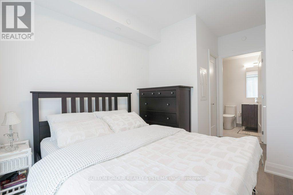 207- 293 The Kingsway, Toronto, ON photo 27