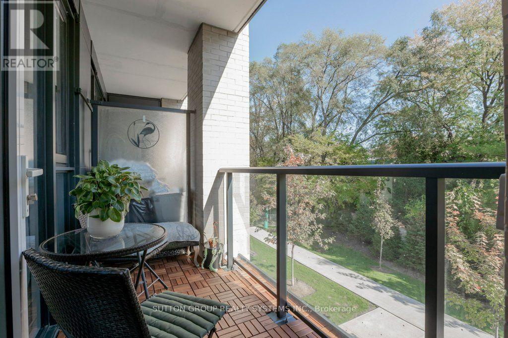 207- 293 The Kingsway, Toronto, ON photo 30
