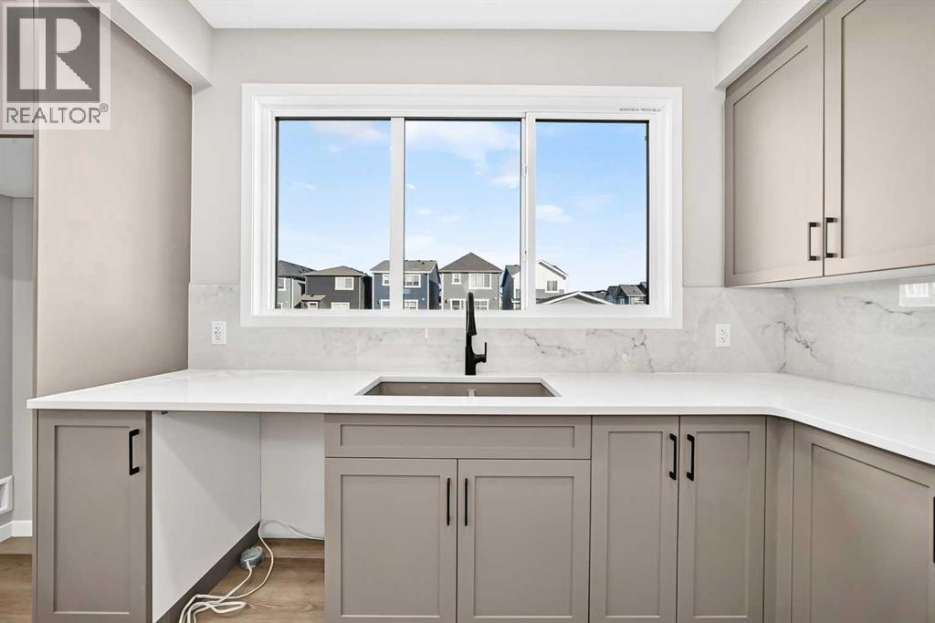 72 Mercado Road SE, photo 14 of 44