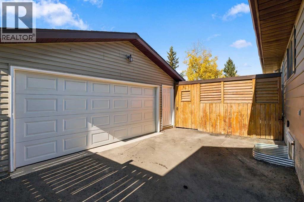 84 Glendale Way, photo 4 of 40