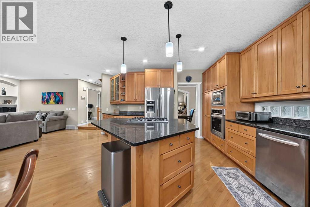 442 Sienna Heights Hill SW, photo 8 of 49