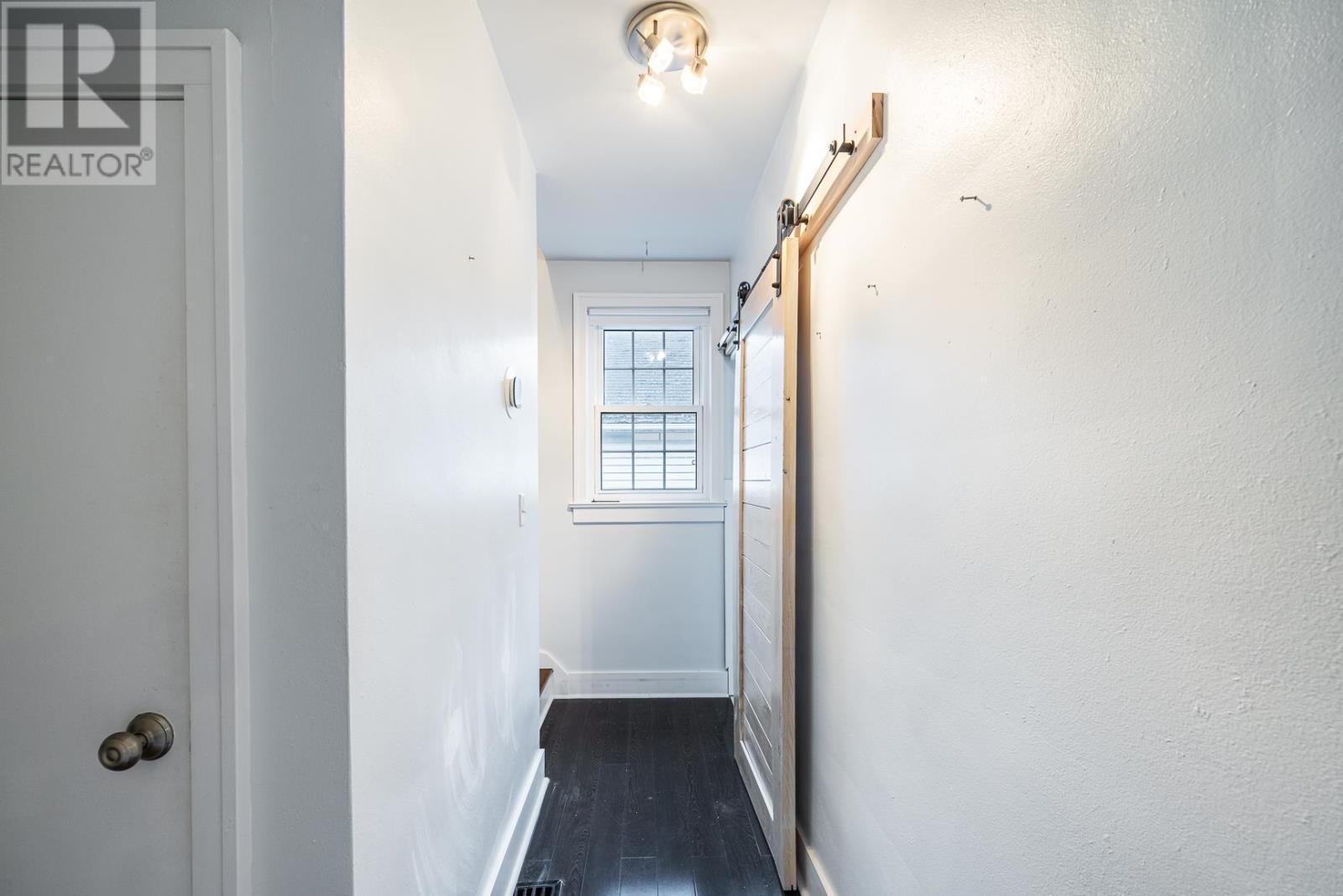292 Wilson ST - 10