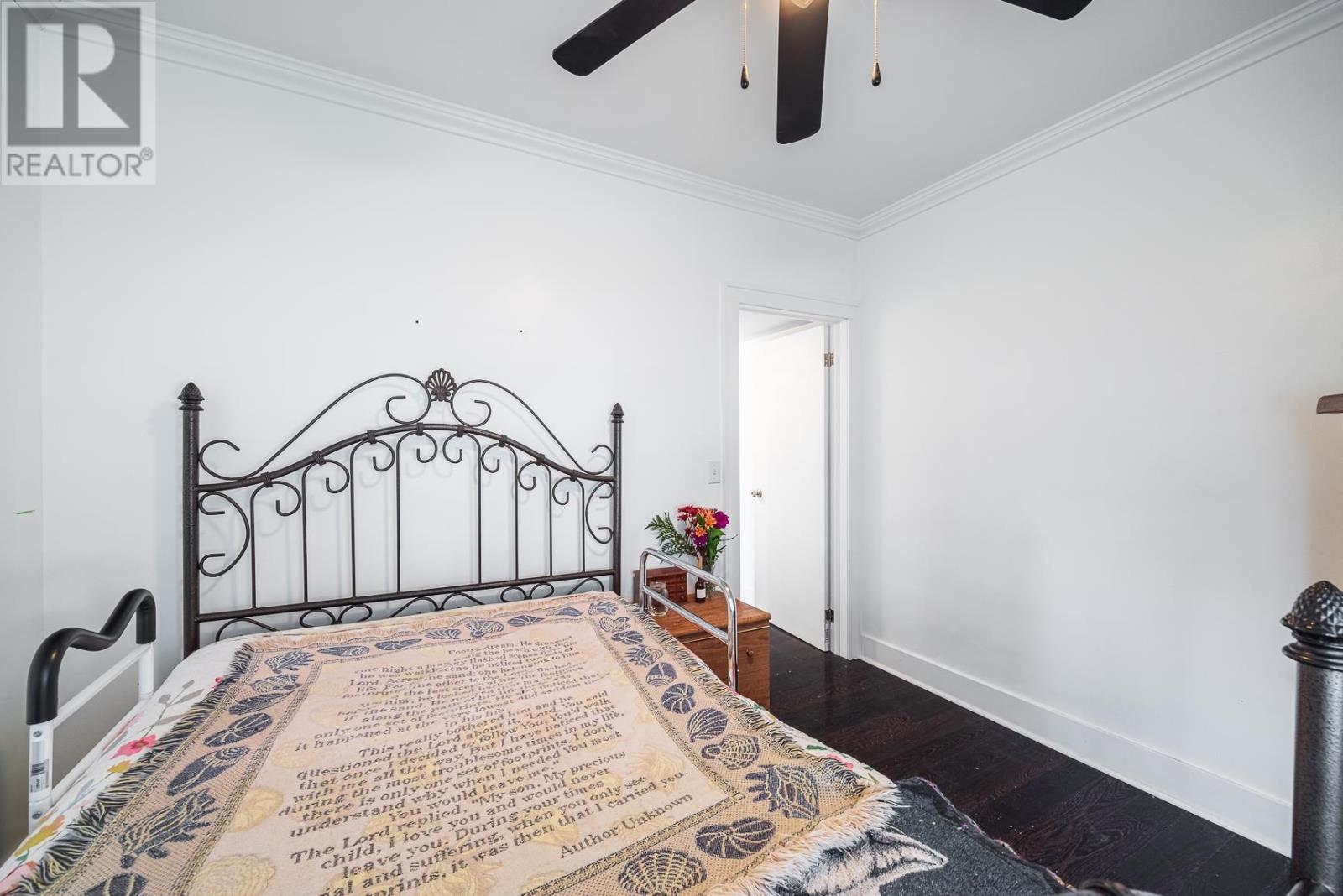 292 Wilson ST - 12