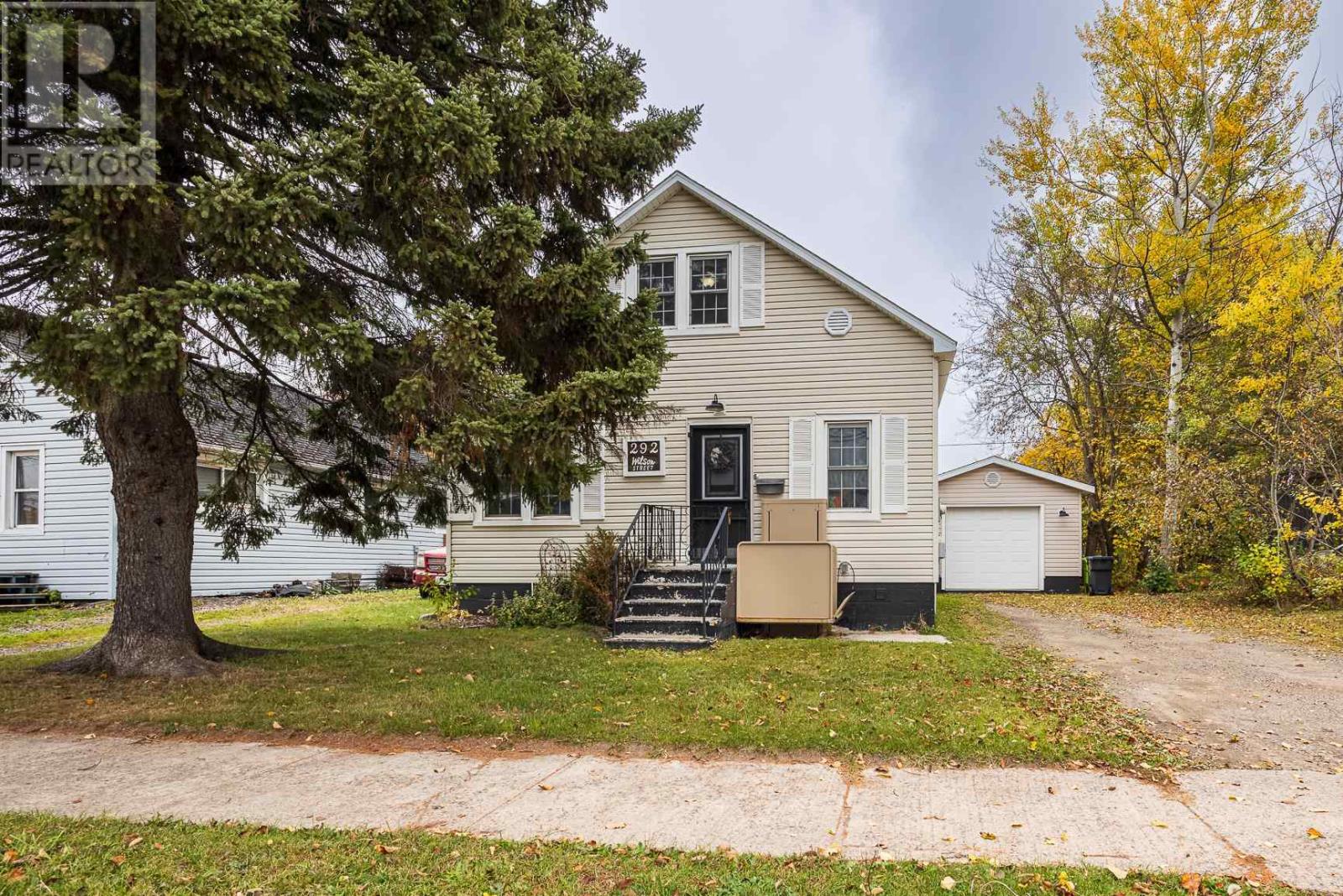 292 Wilson ST - 2