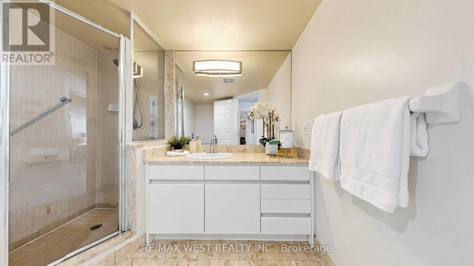 #706 20 GUILDWOOD PARKWAY - 20