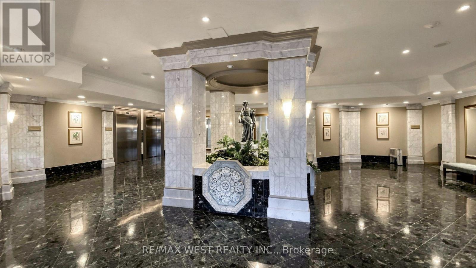 #706 20 GUILDWOOD PARKWAY - 29