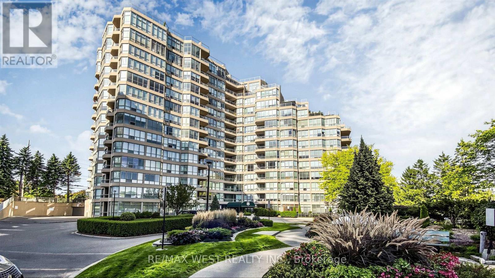 #706 20 GUILDWOOD PARKWAY - 37