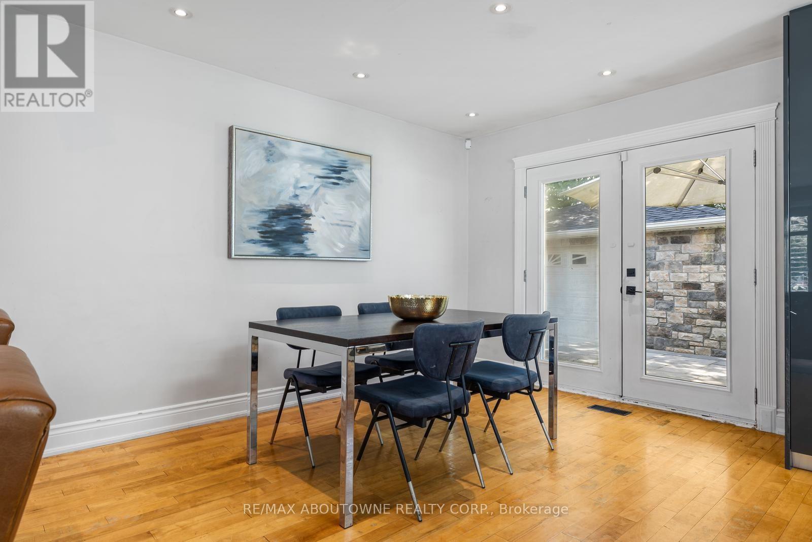 547 Pinegrove Road, Oakville, ON photo 14