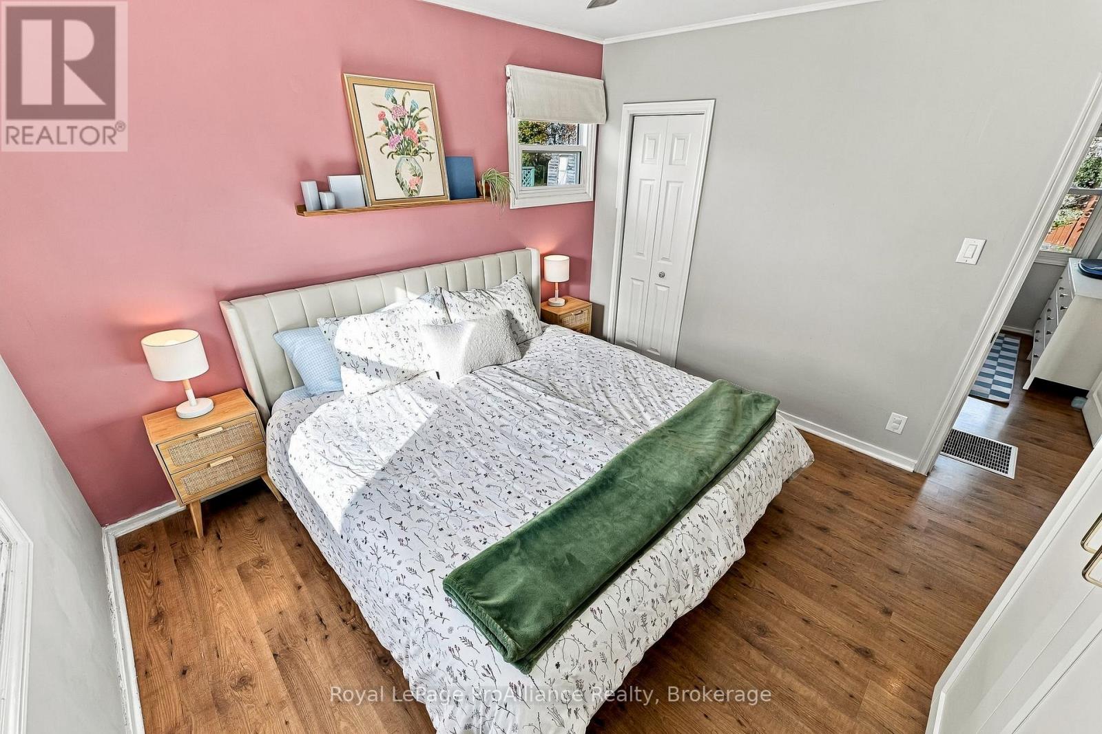 5 Third Street, Belleville, ON photo 21