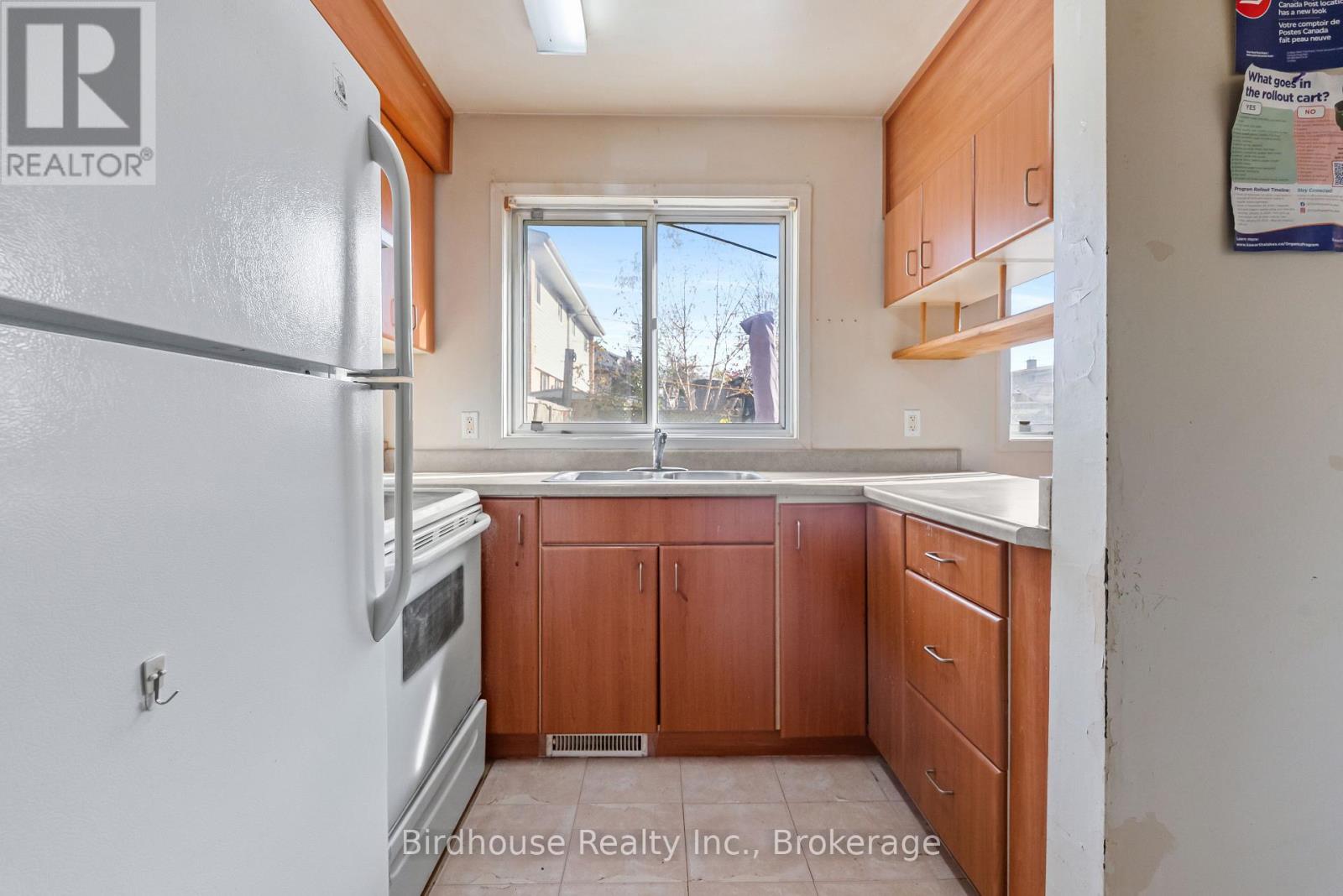 16 Logie Street, Kawartha Lakes, ON photo 11
