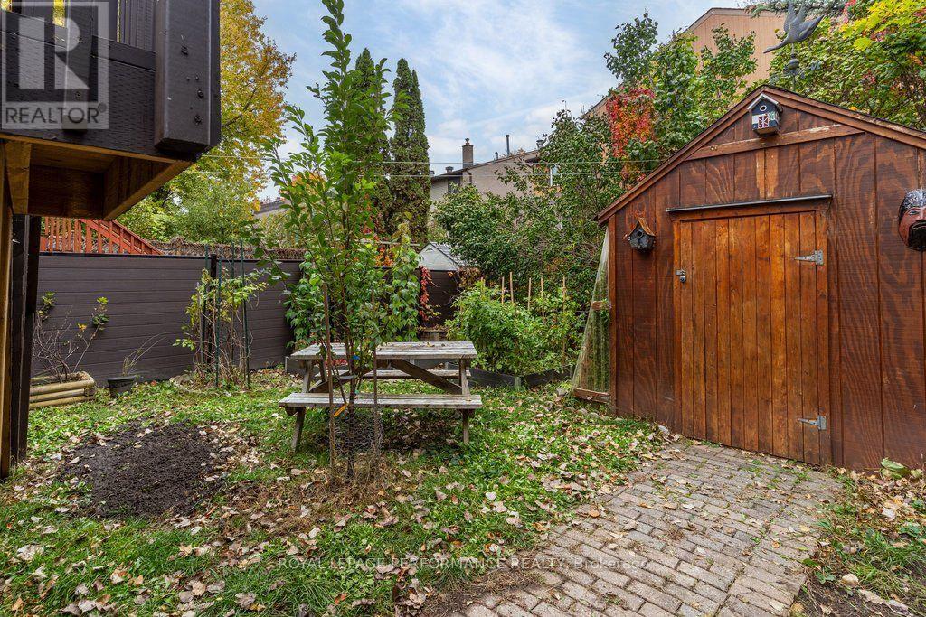 4 Birchdale Avenue
