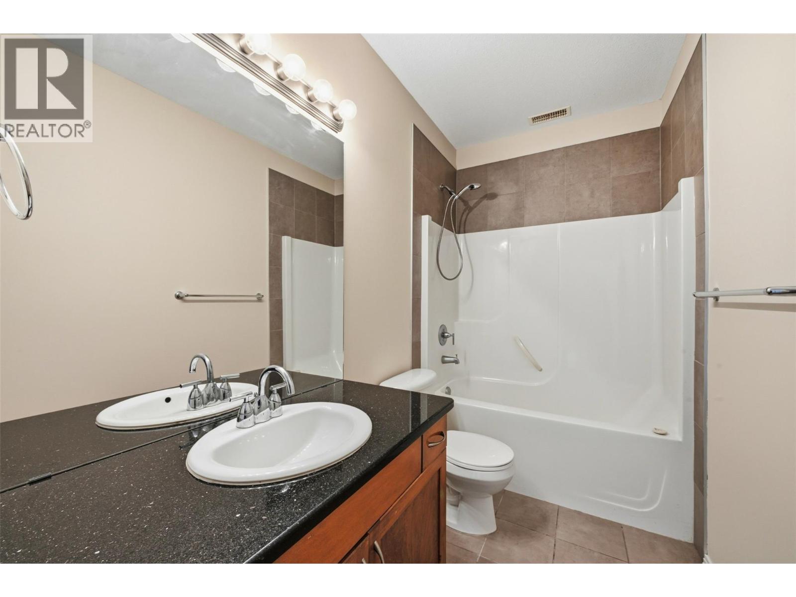 312 1331 Ellis Street, Kelowna