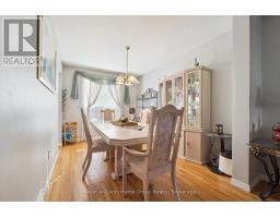 Foyer - 227 Green Vista Drive, Cambridge, ON N1T1Z1 Photo 13