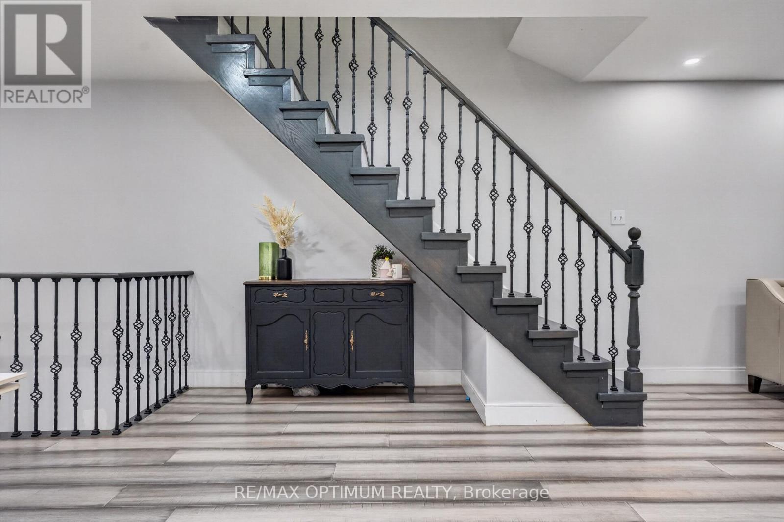 86 Sufi Crescent, Toronto, ON photo 9