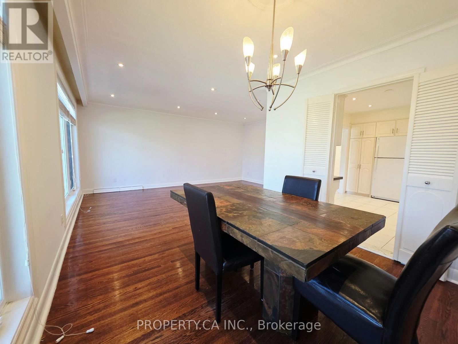 205 SEARLE AVENUE, Toronto (Bathurst Manor) — photo 8