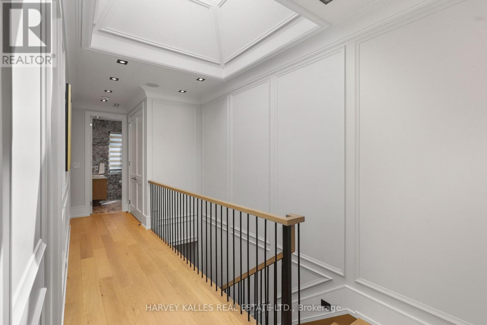 90 Roe Avenue, Toronto, ON photo 24