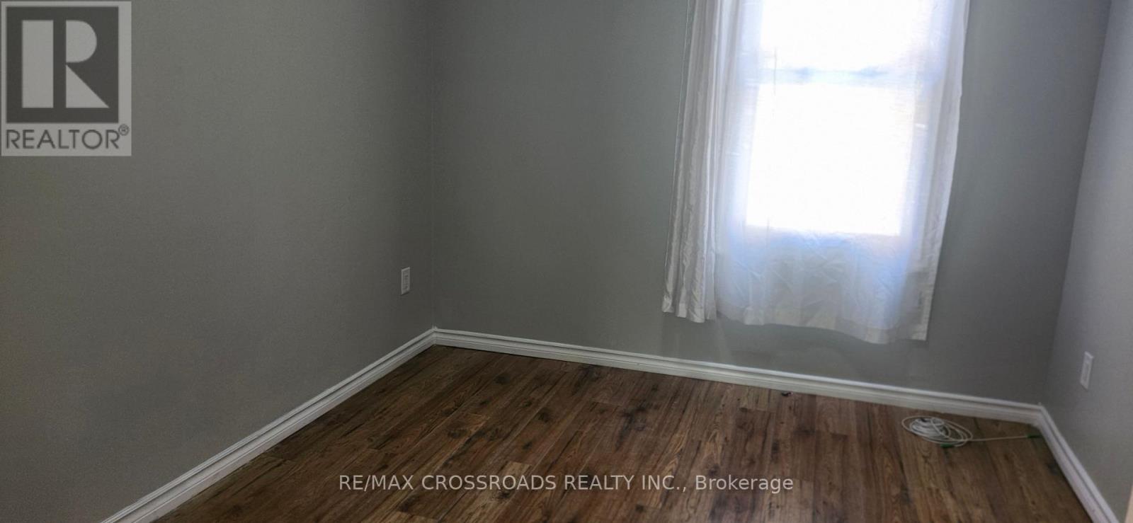 FRONT UNIT-MAIN FLOOR - 220 MCNAUGHTON AVENUE, Oshawa (Central) — photo 7