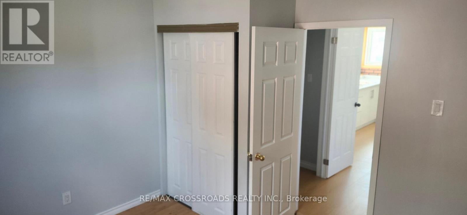 REAR UNIT-MAIN FLOOR - 220 MCNAUGHTON AVENUE, Oshawa (Central) — photo 6
