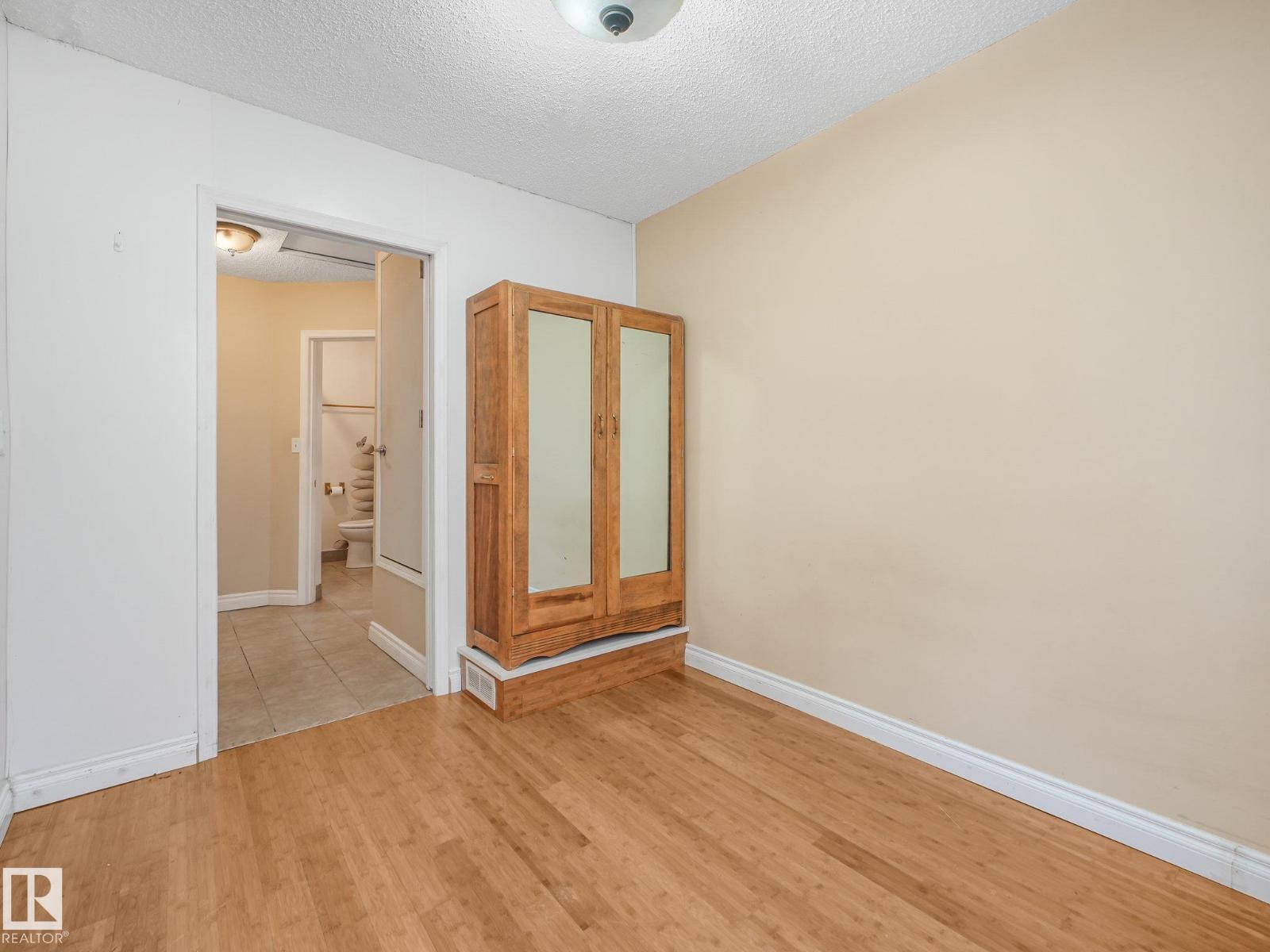 12209 94 ST NW, Edmonton — photo 15