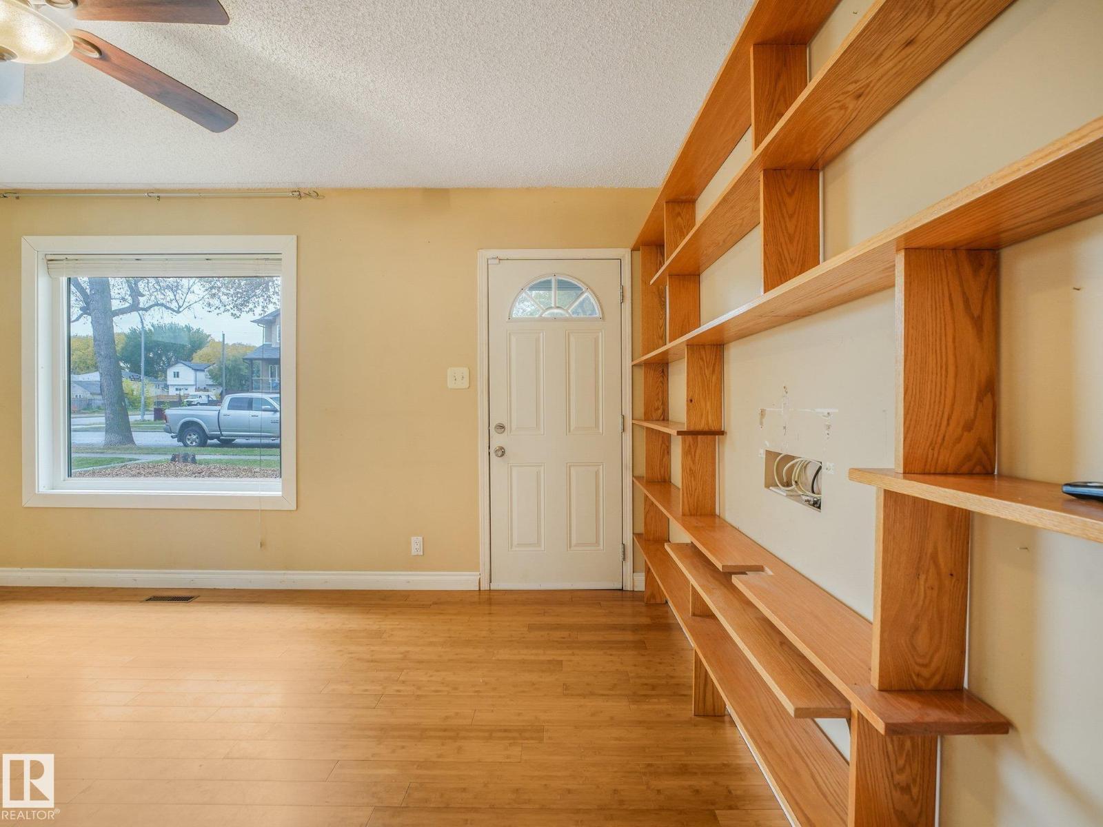 12209 94 ST NW, Edmonton — photo 9