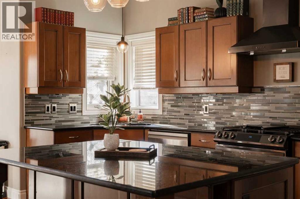 158 Pearl Bay, photo 8 of 47