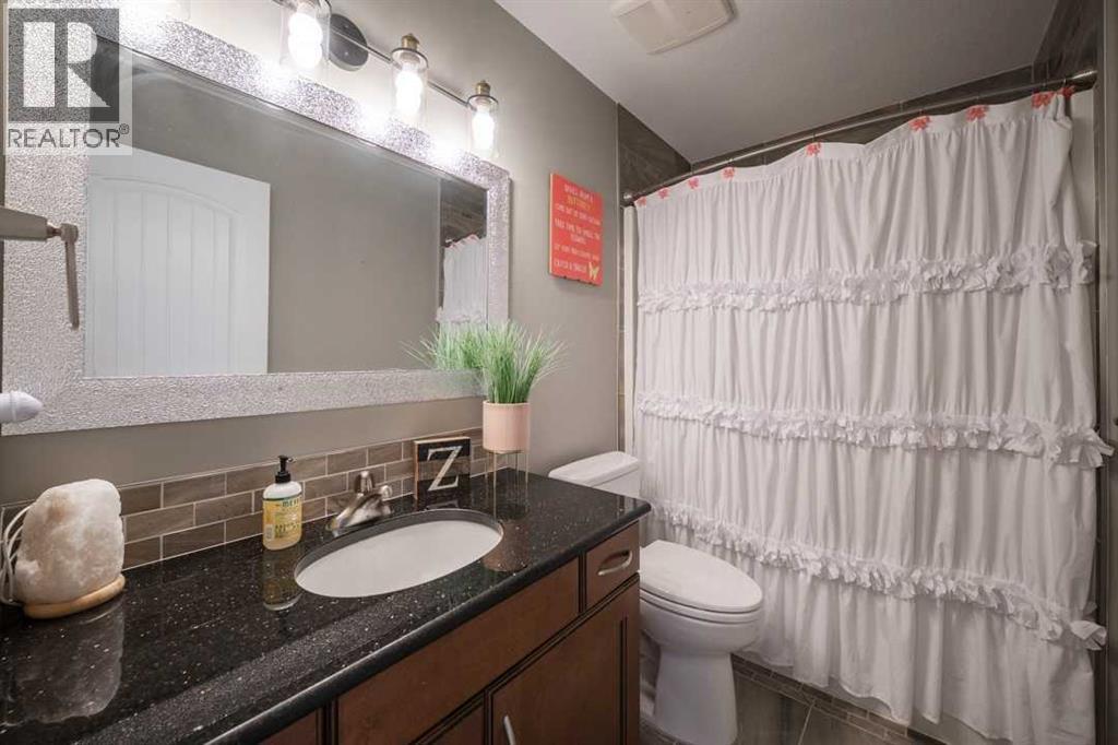 158 Pearl Bay, photo 31 of 47