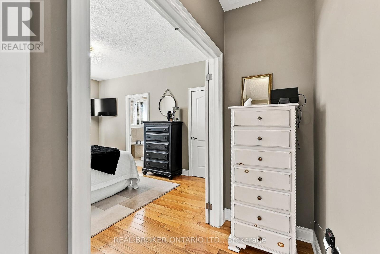 8 Ash Green Lane, Uxbridge, ON photo 20