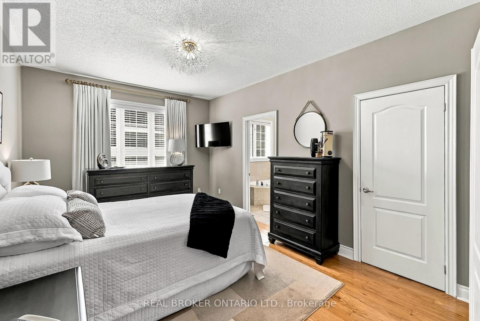 8 Ash Green Lane, Uxbridge, ON photo 21