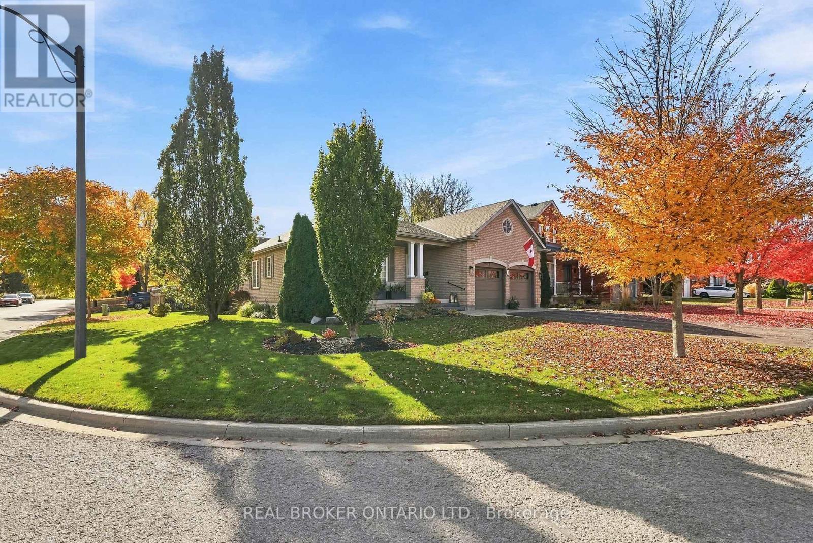 8 Ash Green Lane, Uxbridge, ON photo 42