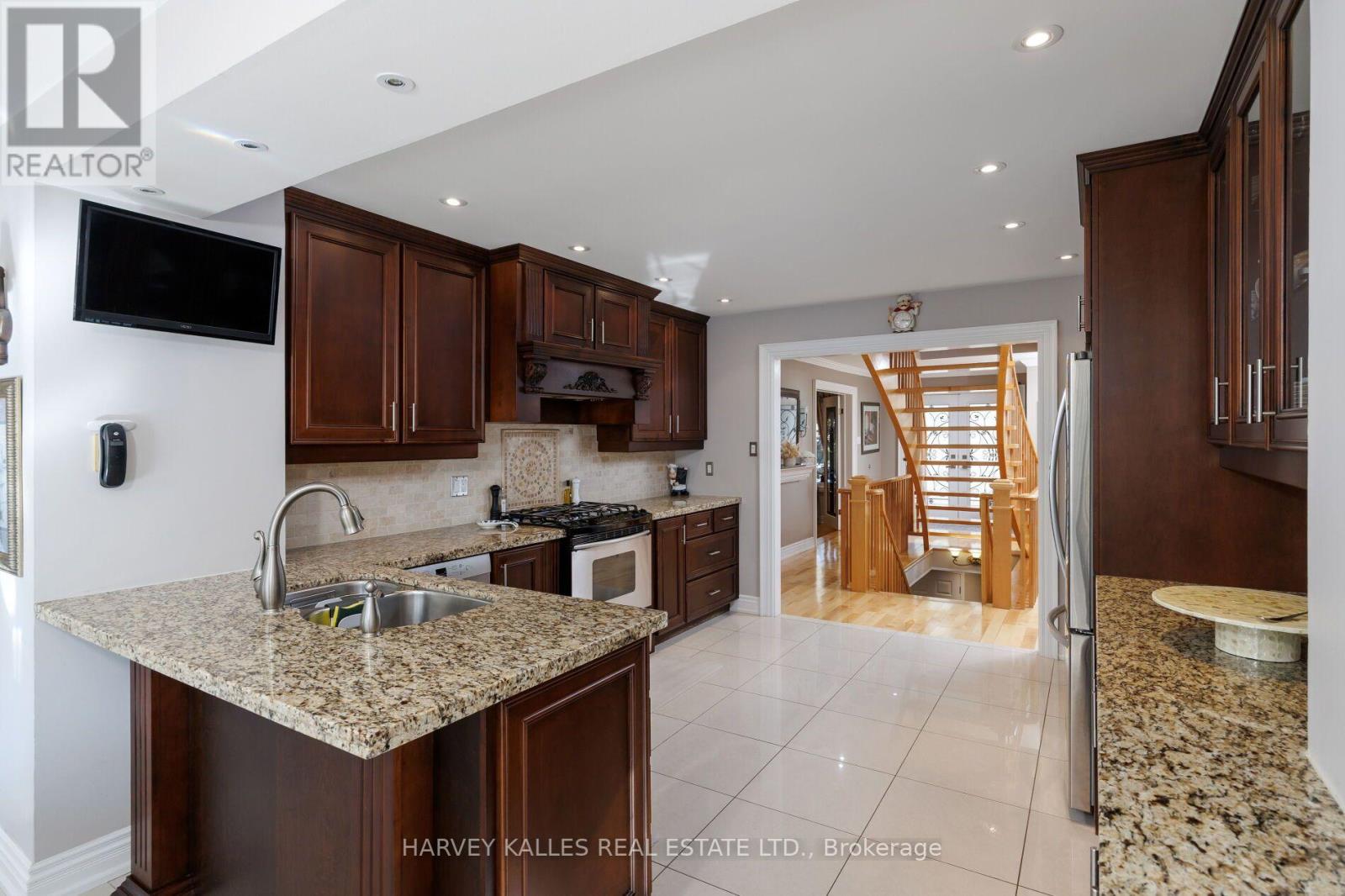 24 CHIP COURT, Richmond Hill (Westbrook) — photo 12