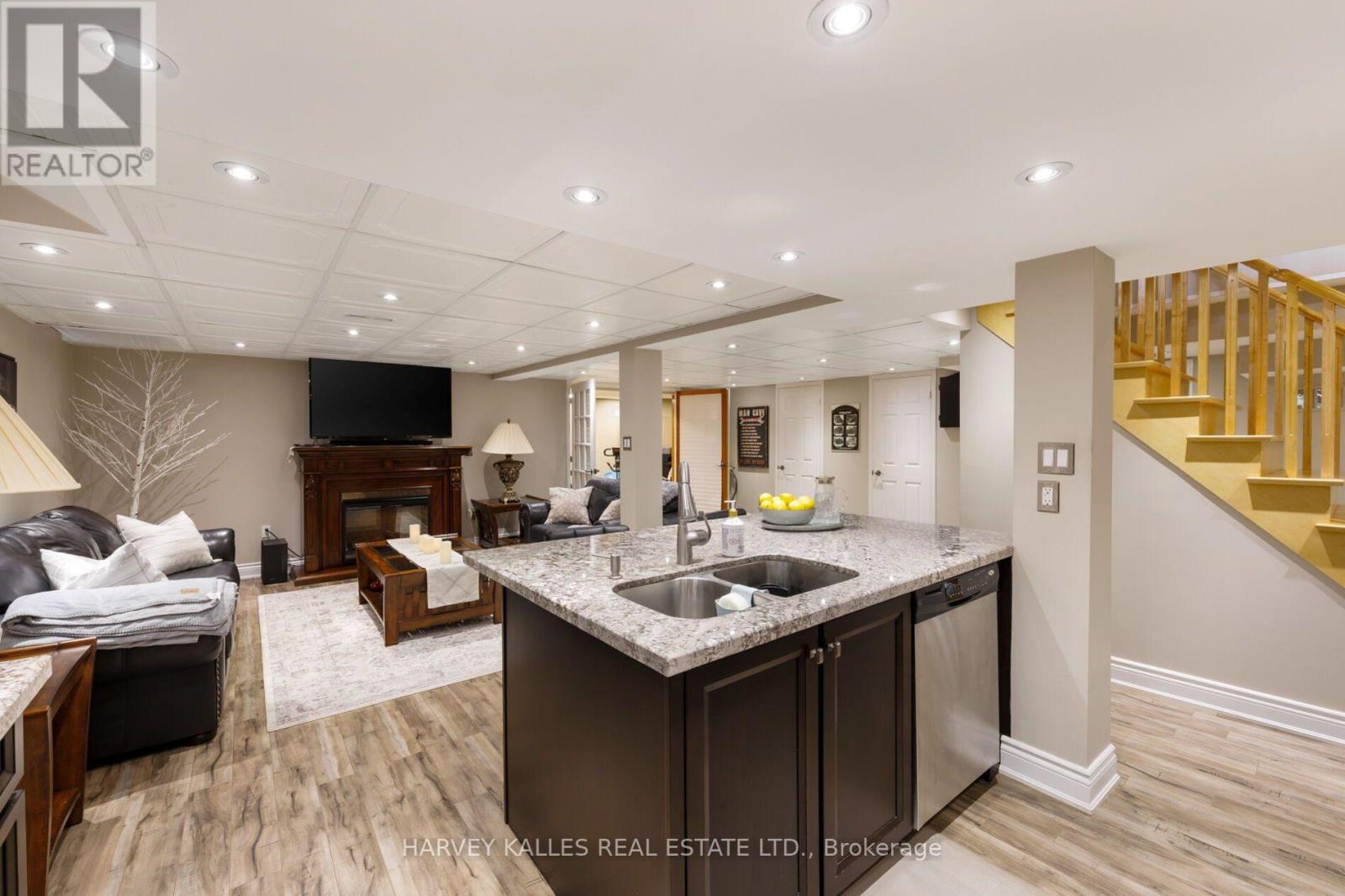 24 Chip Court, Richmond Hill, ON photo 40