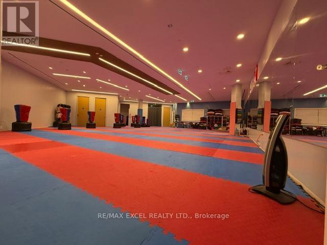 A - 9625 YONGE STREET, Richmond Hill (Harding) — photo 4