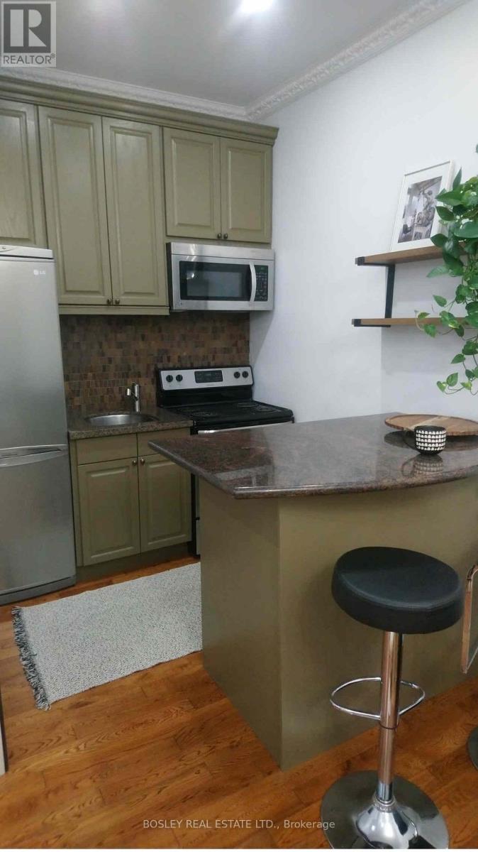 2 - 21 LANSDOWNE AVENUE, Toronto (Roncesvalles) — photo 2