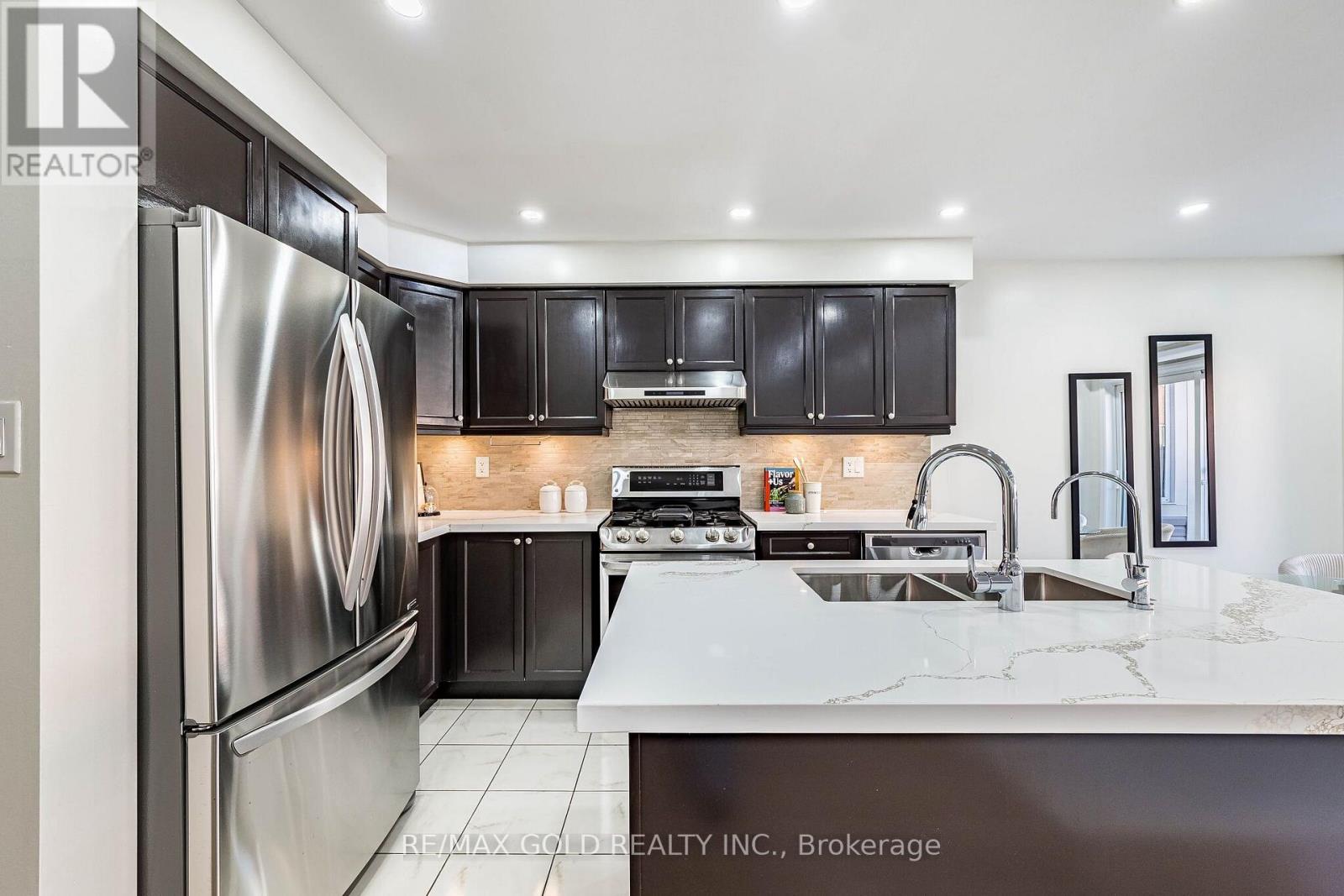 6 VOLNER ROAD, Brampton (Northwest Brampton) — photo 10