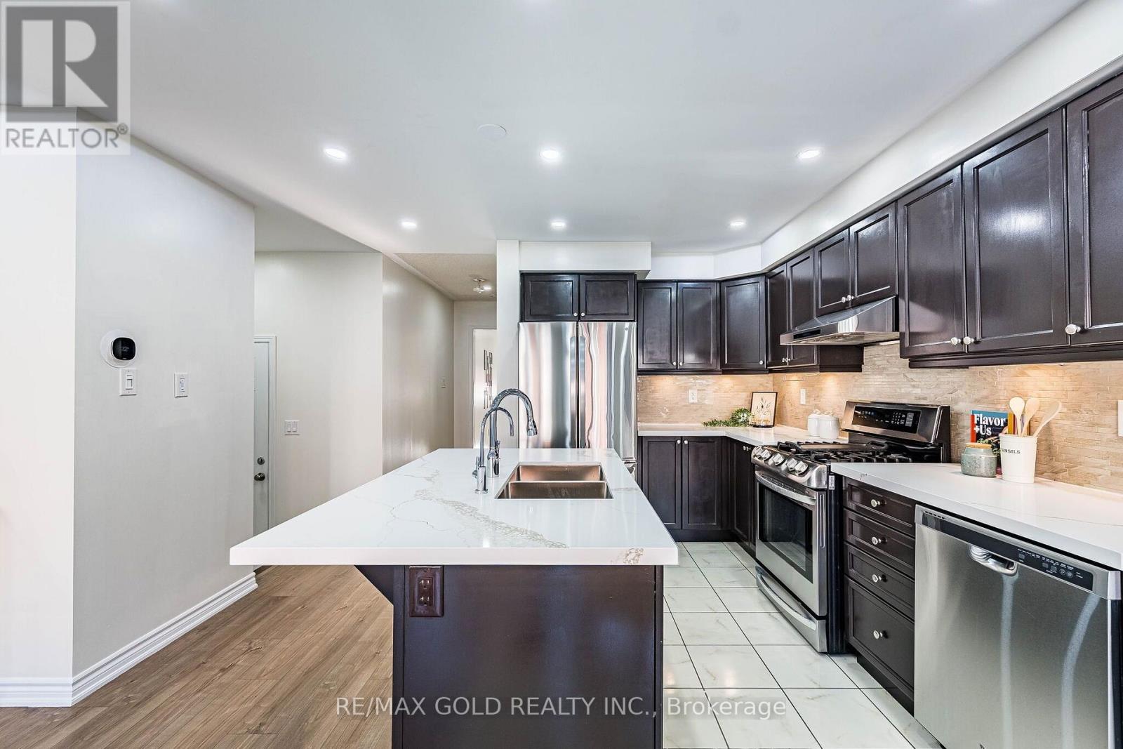 6 VOLNER ROAD, Brampton (Northwest Brampton) — photo 12
