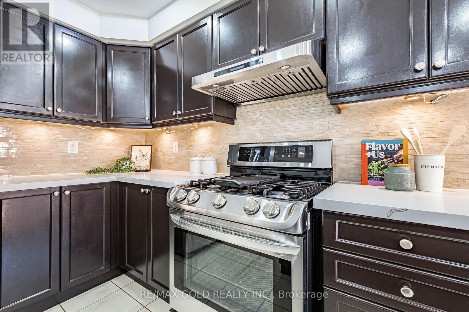 6 Volner Road, Brampton, ON photo 13