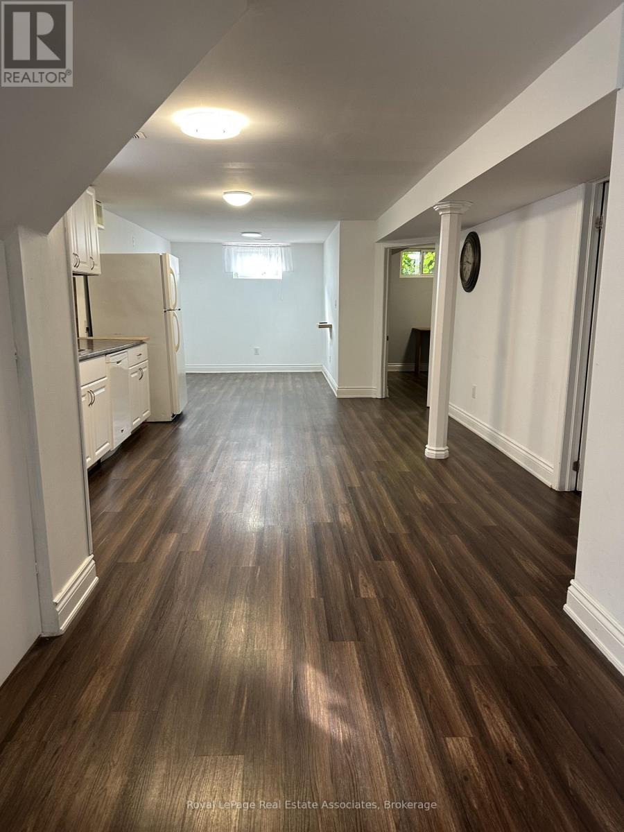 1590 CORAM CRESCENT, Mississauga (Dixie) — photo 5
