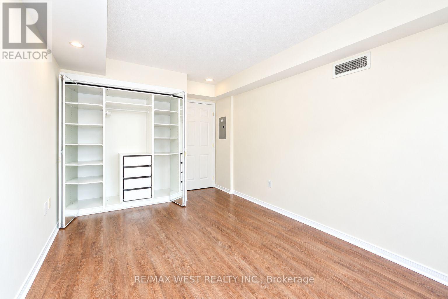 604 - 15 MICHAEL POWER PLACE, Toronto (Islington-City Centre West) — photo 10