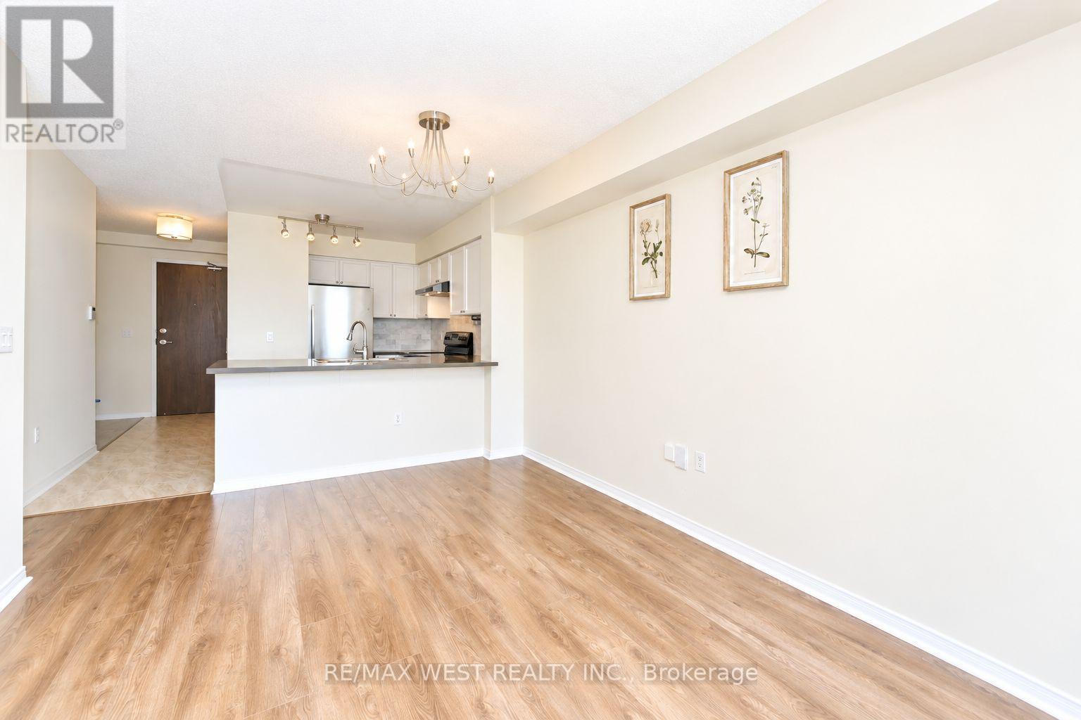 604 - 15 MICHAEL POWER PLACE, Toronto (Islington-City Centre West) — photo 4
